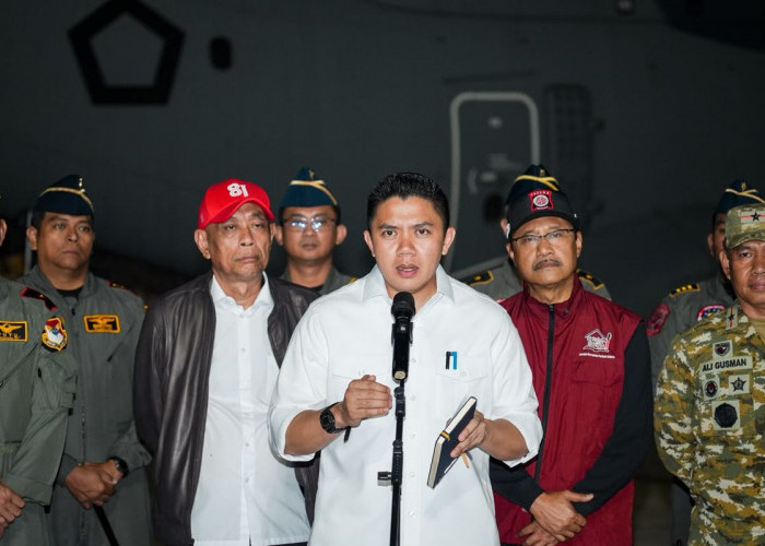Seskab Teddy Sebut Prabowo Dorong Pendidikan Negeri Gratis untuk Semua Anak Indonesia