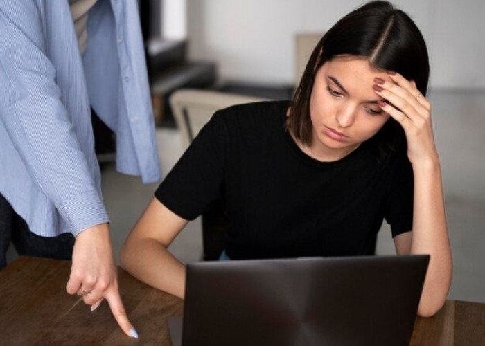 Jangan Diabaikan! Ini 4 Tanda Jika Kamu Berhadapan dengan Teman Toxic di Kantor