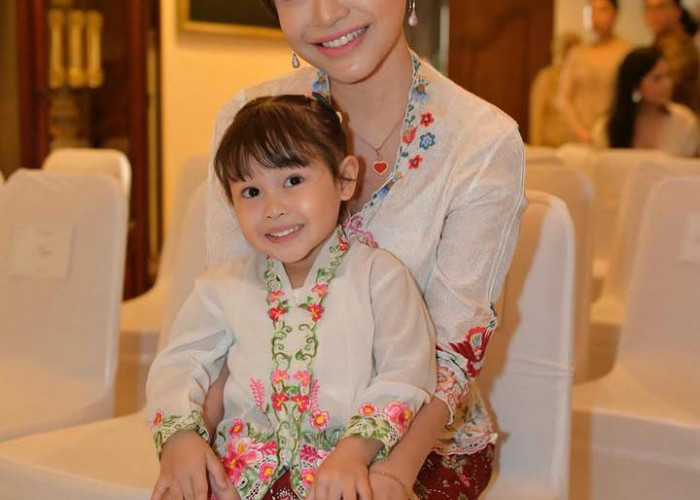 Rossa Umumkan Asuh Anak Perempuan Cantik: Namaku Raina, Aku Anak Ibu Rossa