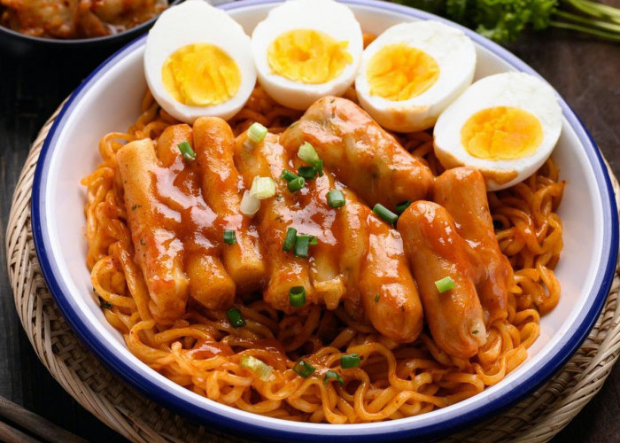 Viral Di Media Sosial, Ini Resep Rahasia Hack Mie Pedas Creamy Yang Jadi Andalan Gen Z