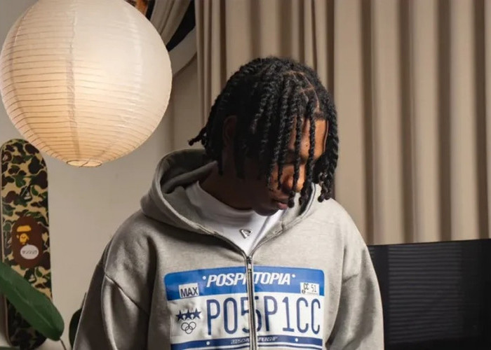 Rekomendasi Fashion: License Plate Zip Up Hoodie dari POSPICC Essentiel untuk Tampilan Streetwear Unik