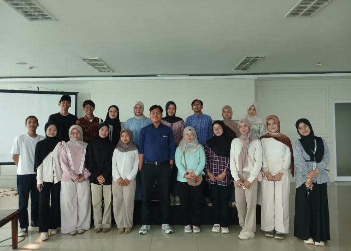 Semarak Kelas Penyiaran Gen RB Batch 3: Kupas Tuntas Dunia Broadcasting Bersama Ricky Rosadi