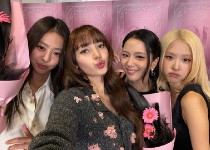 10 Tahun BLACKPINK, Intip 4 Gaya Member saat Rayakan Anniversary