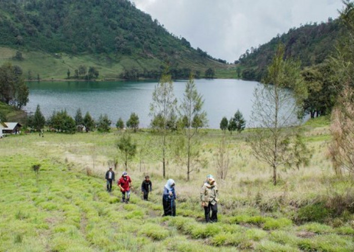 Pendakian Gunung Semeru Ditutup 12 Hari Selama Hari Raya Karo