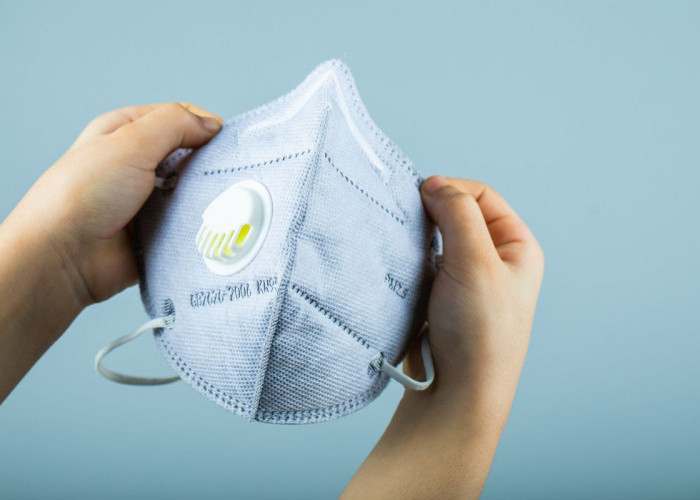 Panic Buying Masker Merebak, Harga Masker Ikut Melonjak