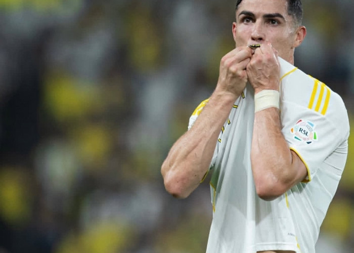 Cristiano Ronaldo Menangis Usai Antar Al-Nassr Juara Liga Arab Saudi, Akhiri Penantian Gelar Pertama