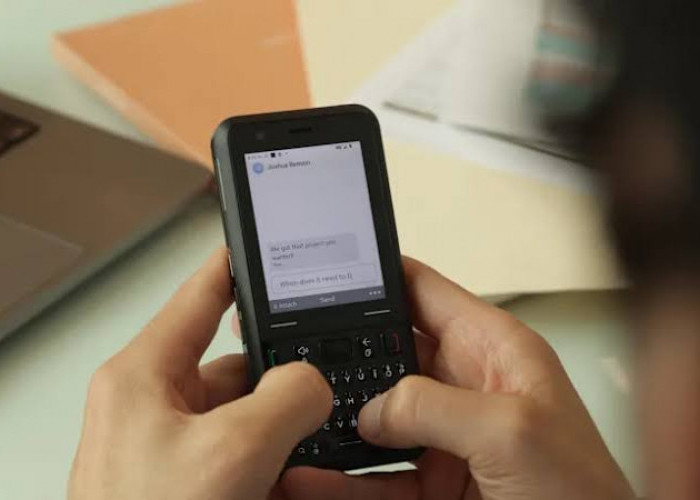 Menolak Candu Layar, Tren Gen Z Buang Smartphone Demi 