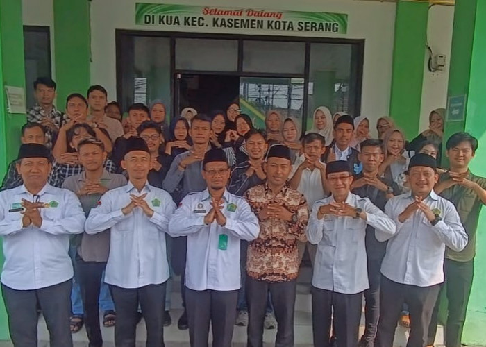 KUA Kasemen Gelar Bimbingan Perkawinan: Usung Konsep Ekoteologi, Pengantin Baru Tanam Pohon dan Tebar Benih Ik