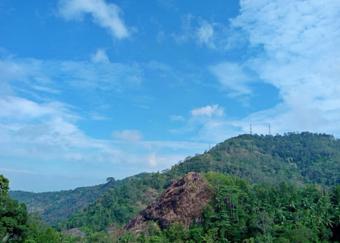 Gunung Batu Lawang: Destinasi Wisata Alam Banten yang Wajib Dikunjungi