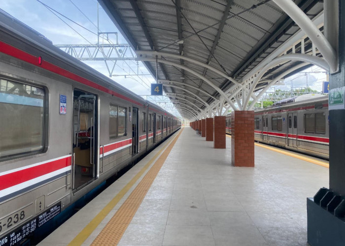 Anak Muda Bangga, Wajah Baru Stasiun Rangkasbitung Bikin Lebak Naik Kelas