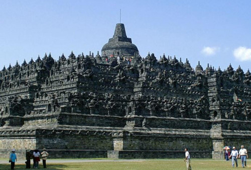 Melihat Candi Borobodur, Dibersihkan Negarawan Inggris Namun Dirusak Jepang