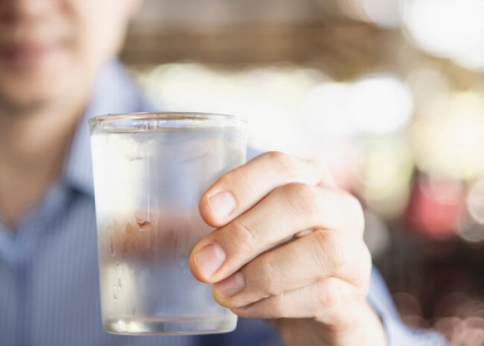 Cara Agar Kamu Rajin Minum Air Putih, Yuk Ikuti  