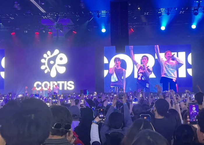 Cortis Tampil Perdana di Indonesia, Fans Langsung Pecah di Allo Bank Festival