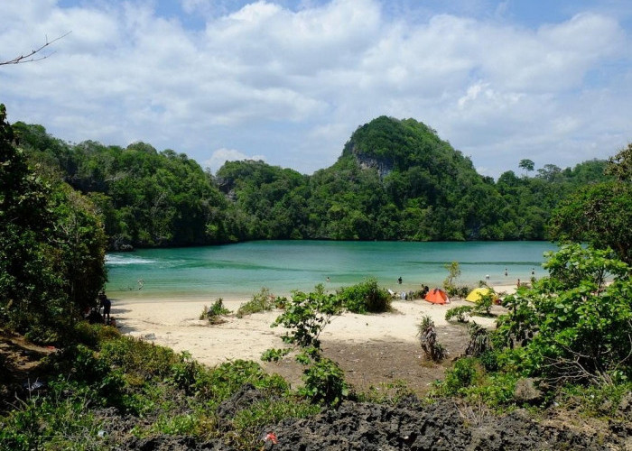 Info Wisata Alam Di Malang, Ada Gunung dan Pulau