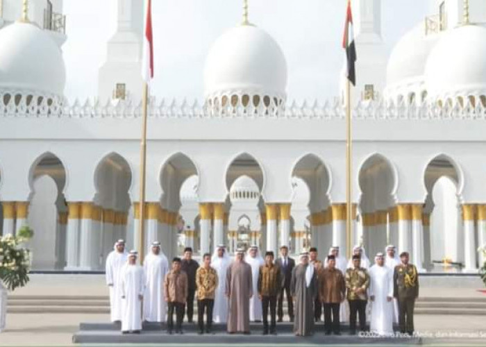 Kemegahan Masjid Raya Sheikh Zayed Solo, Simbol Persahabatan Dua Negara