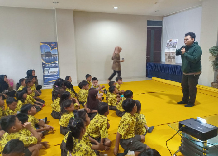 Kenalkan Alat Komunikasi, TK Kemala Bhayangkari 01 Serang Kunjungi Radar Banten