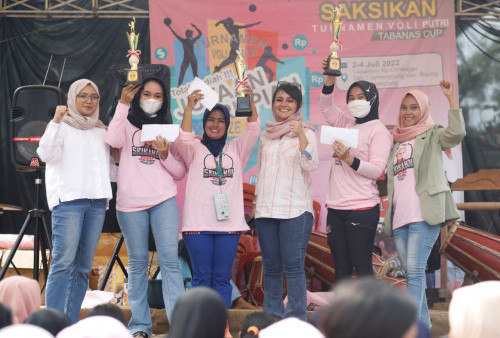 Lewat Turnamen Voli, ‘Srikandi' Banten Perkenalkan Sosok Ganjar Pranowo