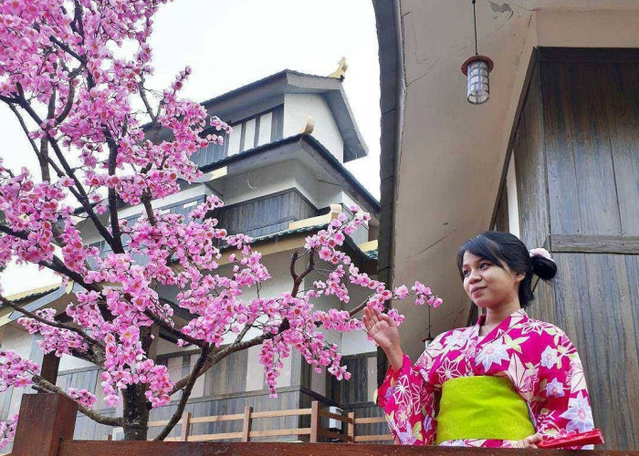 Wisata Kampung Jepang di Jatim, Cobain Pake Baju Kimono Ala Orang Jepang di Sini