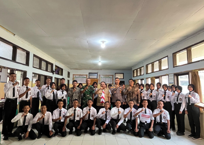 Calon Paskibra Kecamatan Warunggunung Jalani Cek Kesehatan Jelang HUT ke-81 RI