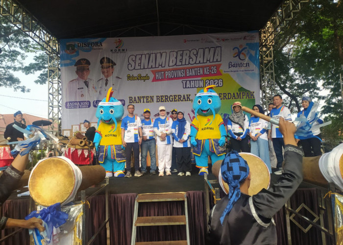 Meriahkan HUT ke-26 Banten, Hampir 4.000 Warga Ikuti Senam Bersama di Kota Serang