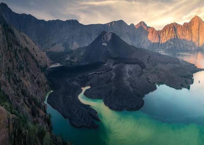 Pesona Gunung Rinjani: Banyak di Bicarakan, Keindahan yang Menawan, Tantangan yang Menguji