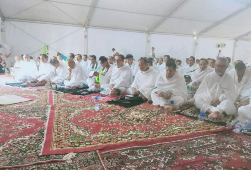 Wukuf di Arafah, Jemaah Haji Asal Kota Serang Sehat Walafiat