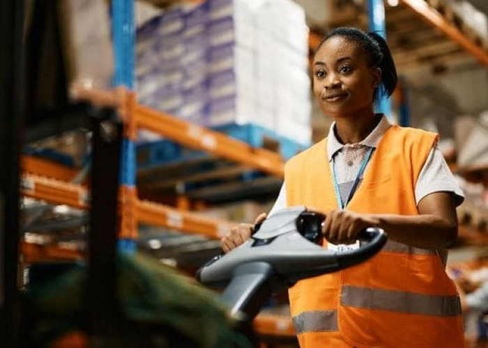 Gen Z Mulai Lirik Profesi Blue-Collar di Tengah Ancaman AI, Gajinya Bisa Tembus Rp5 Miliar