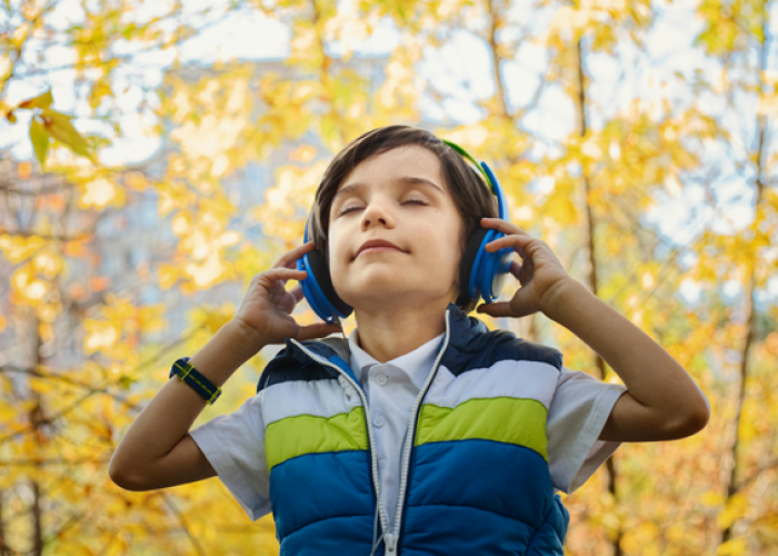 Jarang Diketahui, Ini 5 Manfaat Mendengarkan Musik bagi Otak