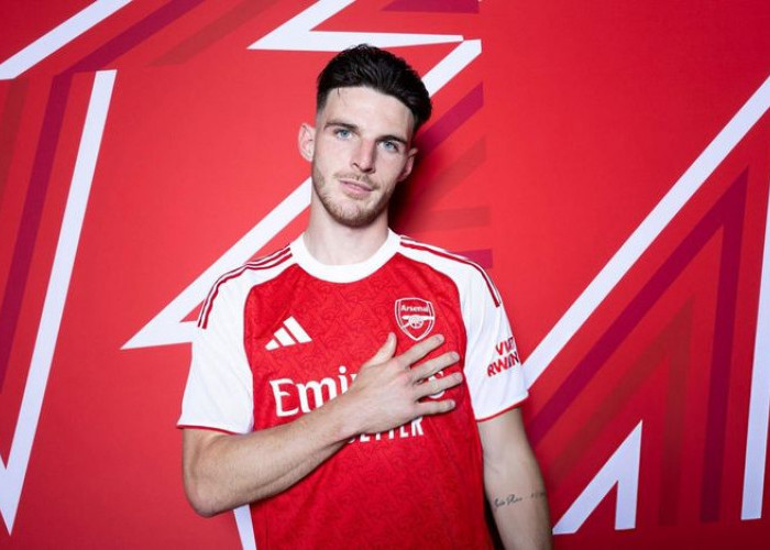 Paul Scholes Sebut Declan Rice Tak Kreatif, Sarankan Arteta Geser Sang Bintang Jadi Bek Kanan