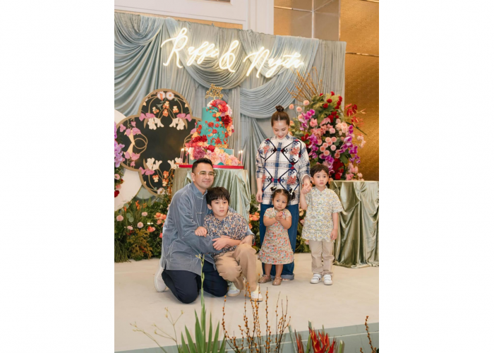 Double Party! Intip Kemeriahan Ultah Raffi-Nagita yang Banjir Bintang, Kado Mewahnya Bikin Geleng Kepala