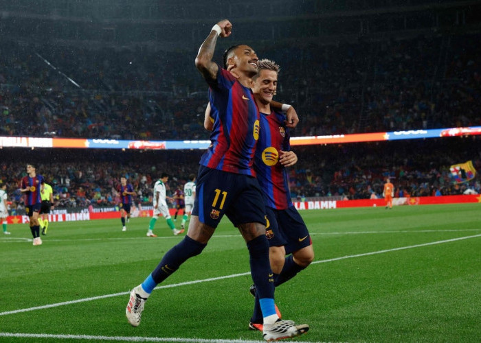 Raphinha Hat-trick, Barcelona Libas Racing Santander 7-2