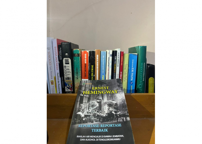 Ernest Hemingway dan Reportase yang Menjadi Sastra
