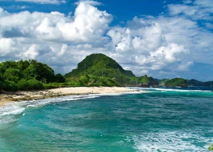 Daftar Pantai yang Jadi Andalan Wisata Malang