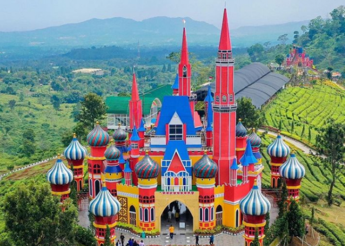 D'Castello Tempat Wisata di Subang Jadi Ikon Disneyland Jawa Barat