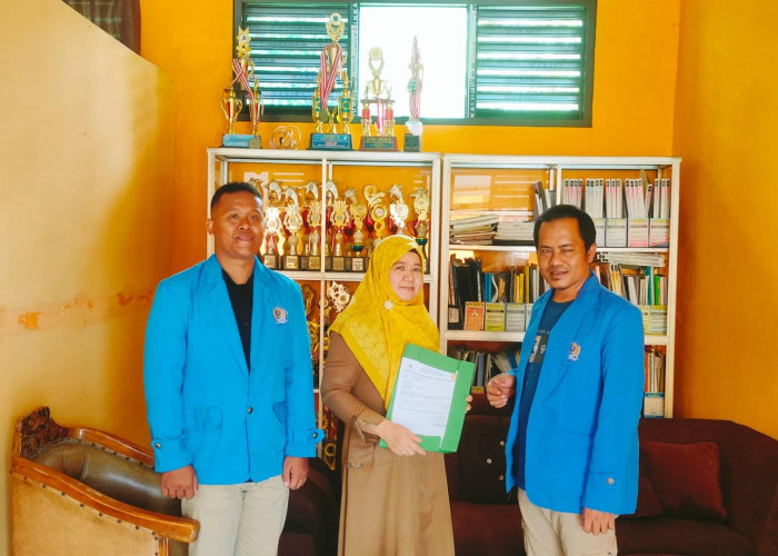 Dorong Digitalisasi, Mahasiswa UNPAM Serang Kembangkan Sistem Perpustakaan Digital di SDN Eretan