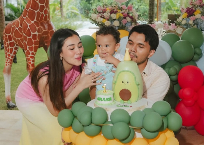 Aaliyah Massaid dan Thariq Halilintar Gelar Pesta Intim Rayakan Ulang Tahun Pertama Baby Arash