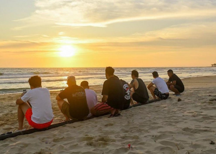 Pantai di Banten Ini Suguhkan Pemandangan Alam yang Indah dan Penginapan Murah