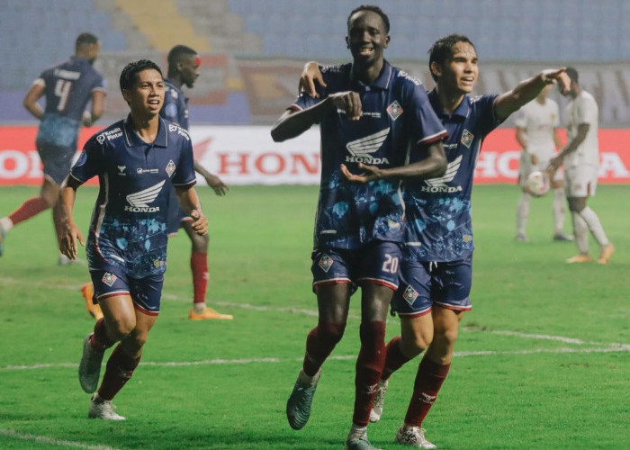 Duel Sengit PSM Makassar vs Persik Kediri Berakhir Imbang