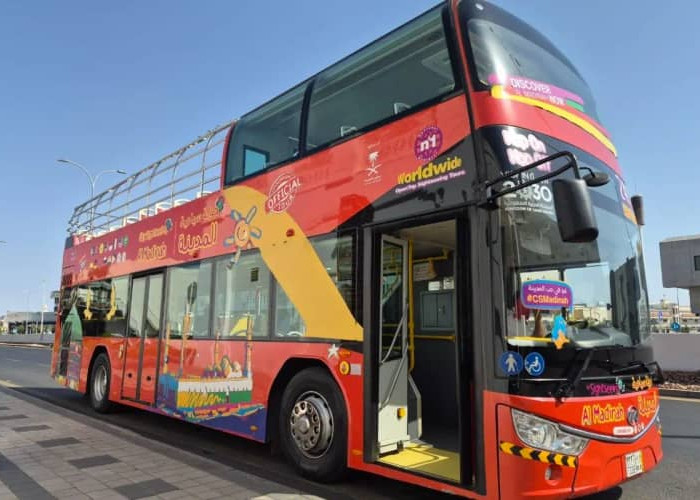 Bus City Sightseeing, Cara Mudah Jemaah Haji Menjelajahi Wisata Sejarah Islam di Madinah
