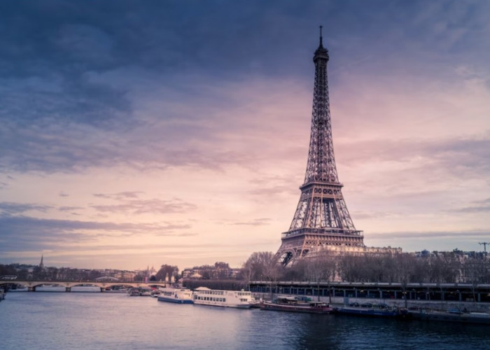 9 Fakta Menarik Seputar Menara Eiffel