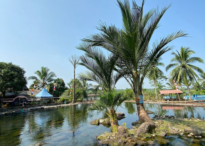 Segarnya Pemandian Batu Goong, Rekomendasi Wisata di Pandeglang