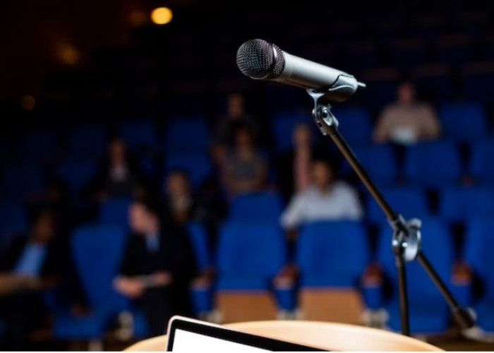 3 Tips Rahasia Agar Kamu Jago Public Speaking, Dijamin Gak Bakal Gugup Lagi