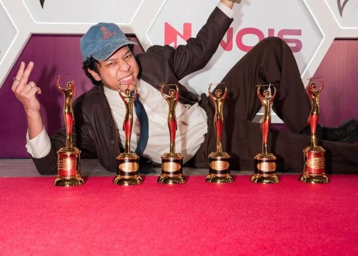 Dari Album ke Film, Menari dengan Bayangan Karya Hindia Siap Diadaptasi ke Layar Lebar