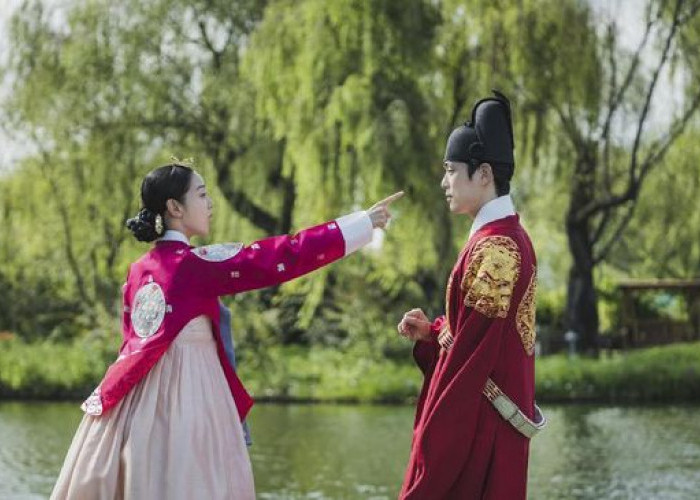 Nonton Sejarah Tapi Kocak? Mr Queen Jawabannya, Tayang di Streaming Drama Korea Netflix loh 