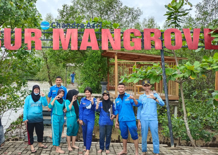 Lembur Mangrove Patikang Tawarkan Sensasi Wisata Sungai dan Laut