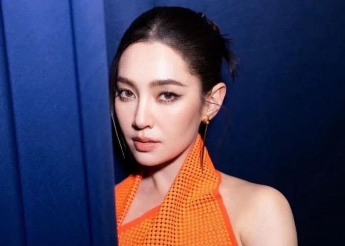Lagi Ngetren, Ini Inspirasi Gaya Riasan Mata Memukau Ala Artis Thailand yang Bisa Ditiru