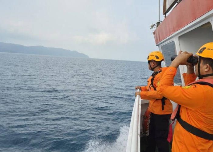 Pencarian 8 Korban Hilang di Selat Sunda Diperluas hingga Perairan Lampung, Tim SAR Temukan Benda Diduga Pelam