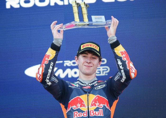 Tampil Impresif di Rookies Cup, Beñat Fernandez Resmi Naik Kelas ke Moto3