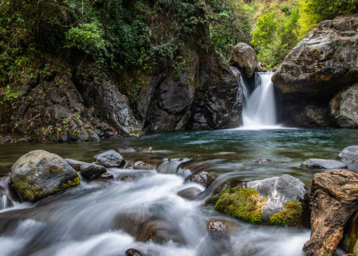 Destinasi Wisata Pandeglang Dengan Beragam Aktivitas Seru di Curug Leuwi Bumi