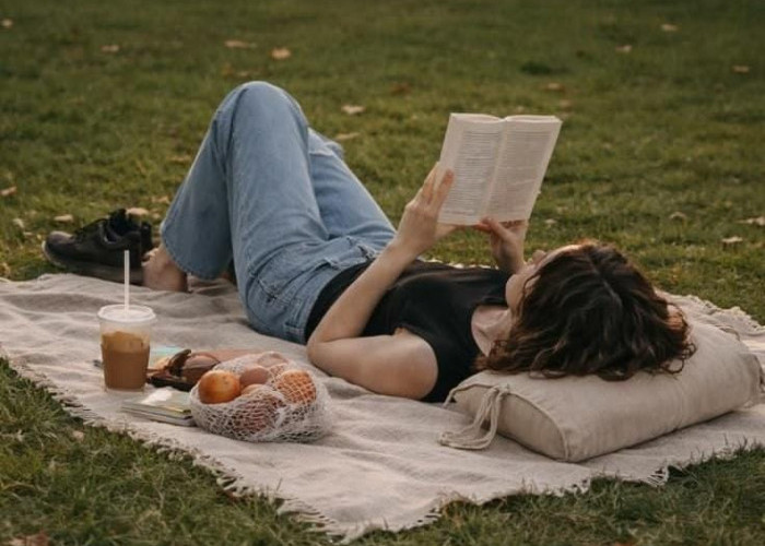 Romanticizing Life: Cara Sederhana Menikmati Hari Biasa Tanpa Harus Hidup Aesthetic